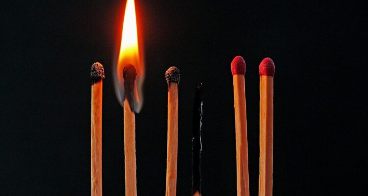 Burnout é reconhecido como doença Saiba o que diz a OMS e como isso afeta você